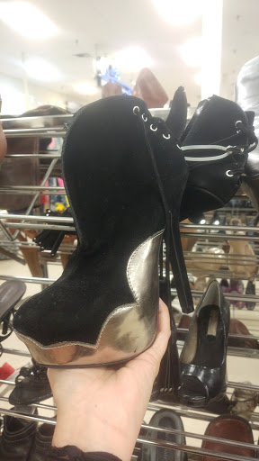 Thrift Store «Goodwill Central St. Petersburg Store», reviews and photos