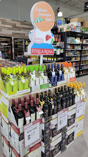 Wine Store «Luekens Liquors», reviews and photos, 944 Patricia Ave, Dunedin, FL 34698, USA