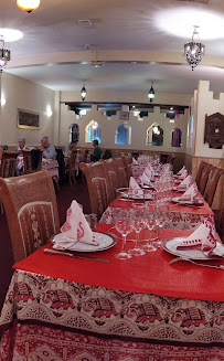 Atmosphère du Restaurant indien Restaurant Agra Laval - n°7