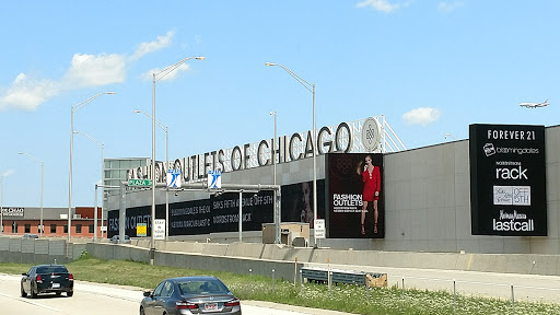 Shopping Mall «Fashion Outlets of Chicago», reviews and photos, 5220 Fashion Outlets Way, Rosemont, IL 60018, USA