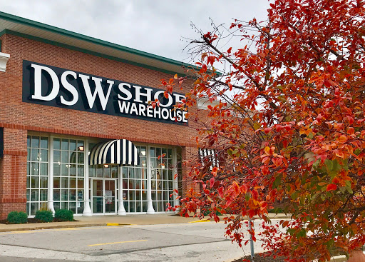 Shoe Store «DSW Designer Shoe Warehouse», reviews and photos, 8502 Eager Rd, Brentwood, MO 63144, USA