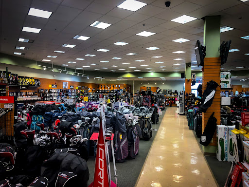 Sporting Goods Store «Golfers Warehouse», reviews and photos, 4 Newbury St, Danvers, MA 01923, USA