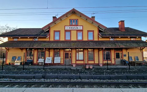 Knivsta station image