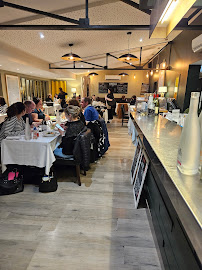 Atmosphère du Restaurant Le BistrOnomik à Morières-lès-Avignon - n°3