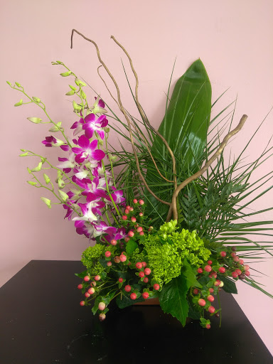 Florist «Omel Flowers», reviews and photos, 5898 W 16th Ave, Hialeah, FL 33012, USA