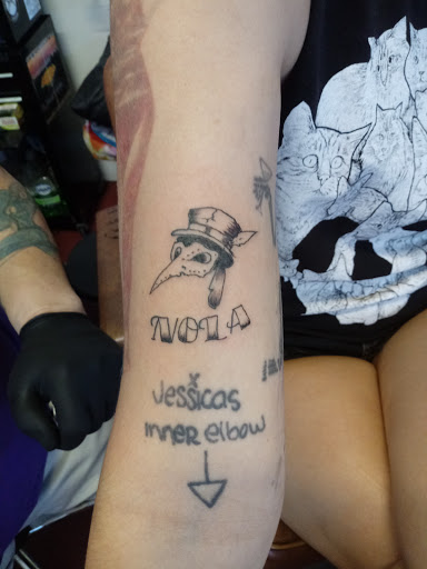 Find original tattoo ideas women for your next unique tattoo in New Orleans at Catahoula Tattoo 