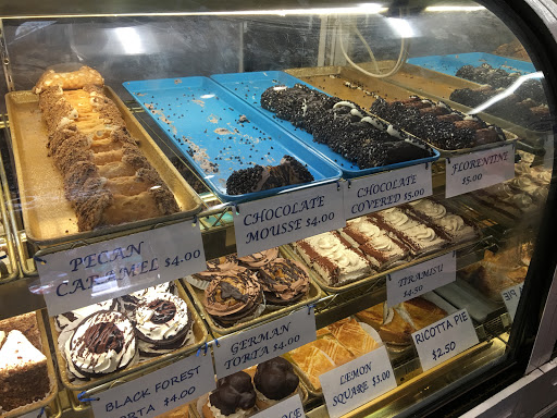 Mike's Pastry