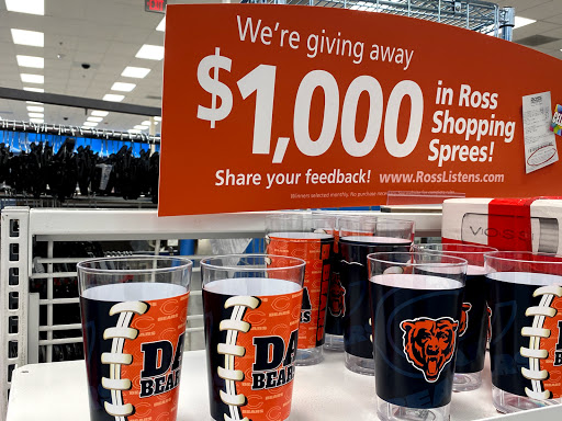 Clothing Store «Ross Dress for Less», reviews and photos, 701 N Milwaukee Ave, Vernon Hills, IL 60061, USA