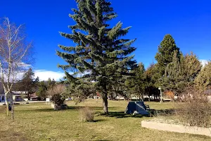 Plaza Principal de Cholila image