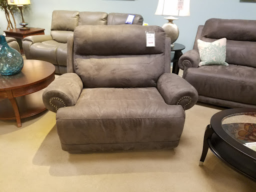 Furniture Store «Fashion Furniture», reviews and photos, 255 W El Paso Ave, Fresno, CA 93711, USA