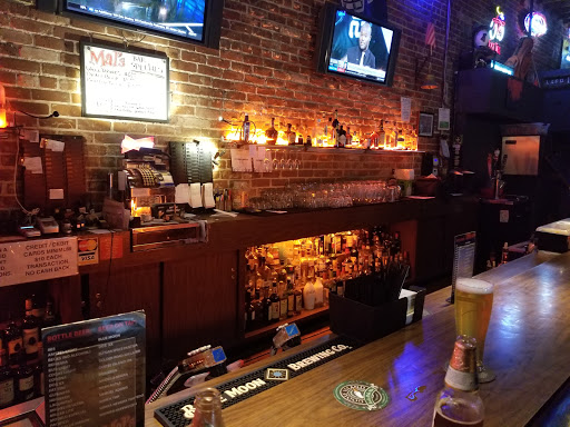 Mal's Bar