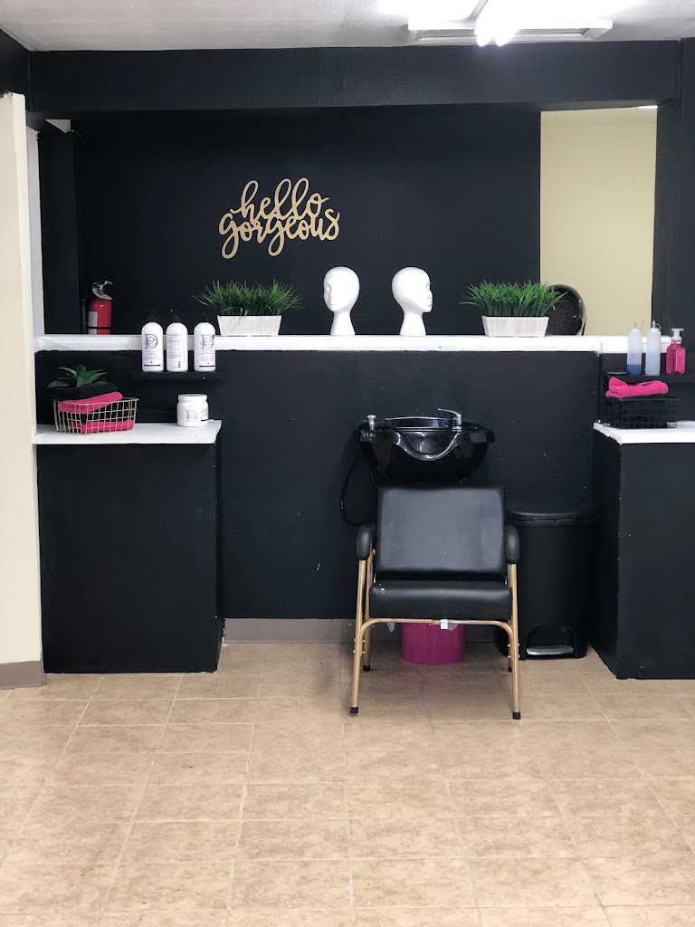 Pretty On Purpose Hair Studio 70767