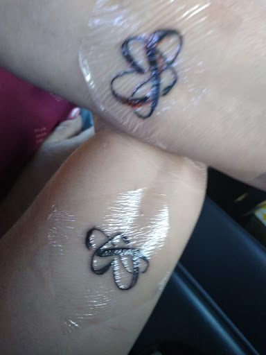 Tattoo Shop «Mooney Ink Tattoo & Body Piercing», reviews and photos, 1324 S Mooney Blvd, Visalia, CA 93277, USA