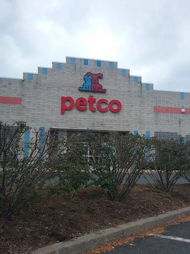 Petco Animal Supplies, 101 Hale Rd, Manchester, CT 06042, USA, 