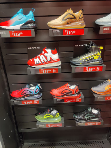 Sporting Goods Store «Nike Factory Store», reviews and photos, 71 Aquarium Way, Long Beach, CA 90802, USA