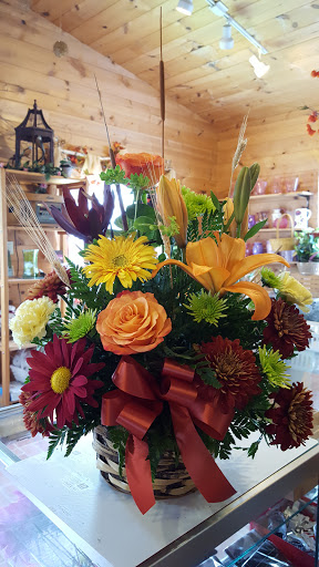 Florist «Foti Flowers At Yuess Gardens», reviews and photos, 406 3rd St, Newburgh, NY 12550, USA