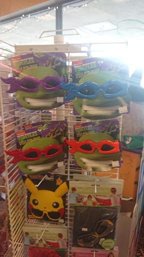 Shopping Mall «Vineyard Town Center Shopping Center», reviews and photos, 451 Vineyard Blvd, Morgan Hill, CA 95037, USA