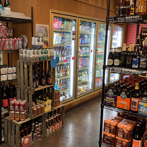 Liquor Store «B & B Liquor Store», reviews and photos, 2440 28th St SE, Grand Rapids, MI 49512, USA