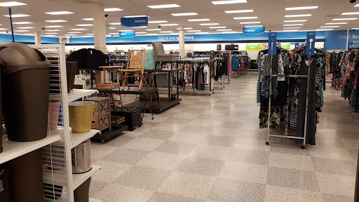 Clothing Store «Ross Dress for Less», reviews and photos, 1316 Butterfield Rd, Downers Grove, IL 60515, USA