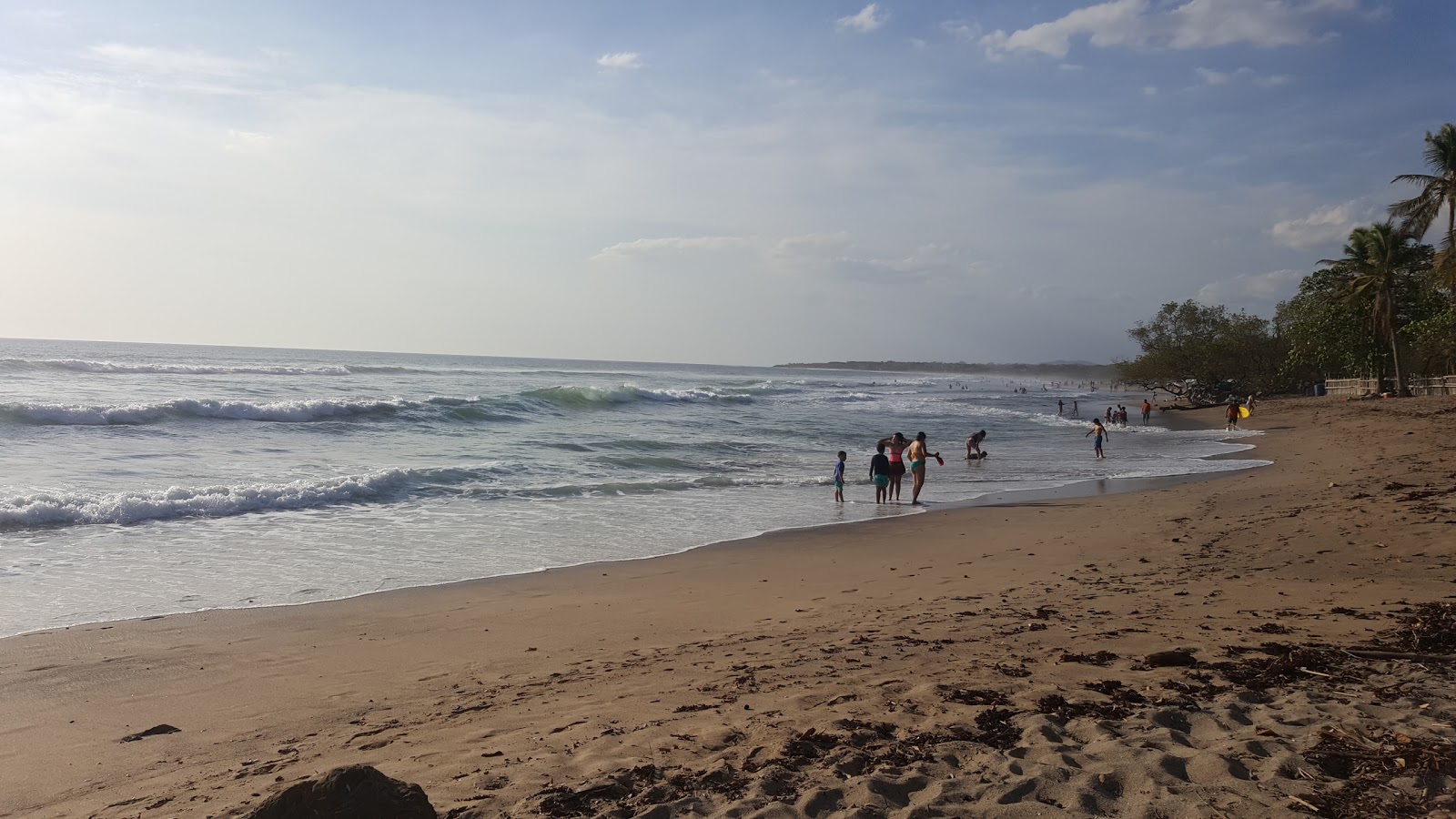 Foto de Playa Lagartillo con playa amplia