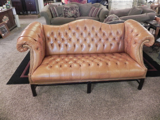 Used Furniture Store «Barrington Resale Shop», reviews and photos, 2214 E Algonquin Rd, Algonquin, IL 60102, USA