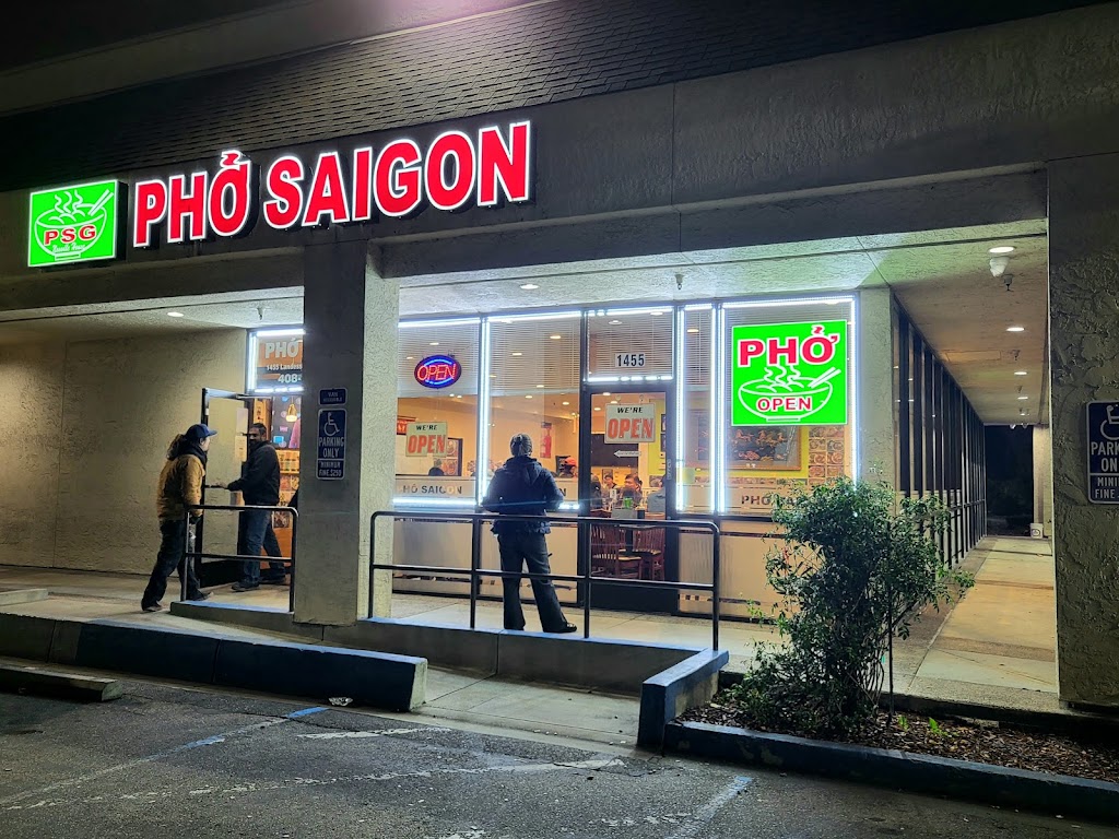 Phở Saigon Noodle House 95035
