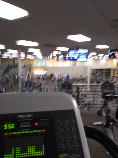 Gym «LA Fitness», reviews and photos, 114 E Hwy 67, Duncanville, TX 75137, USA