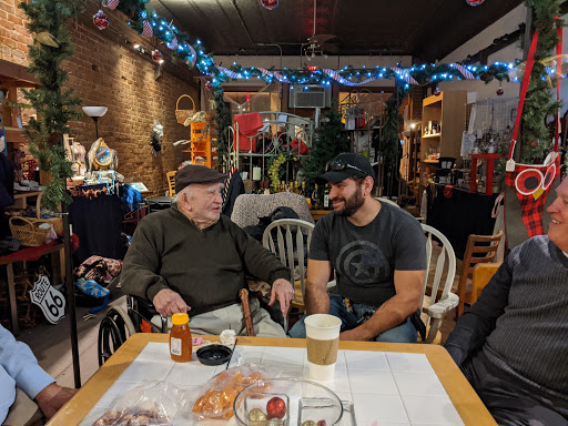 Boutique «Geschenk Boutique», reviews and photos, 228 E Lincoln St, St Joseph, IL 61873, USA