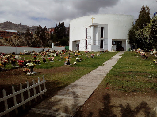 Cementerio Jardines de Cristo