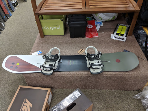 Sporting Goods Store «Peter Glenn Ski & Sports», reviews and photos, 7229 N Dale Mabry Hwy #1, Tampa, FL 33614, USA