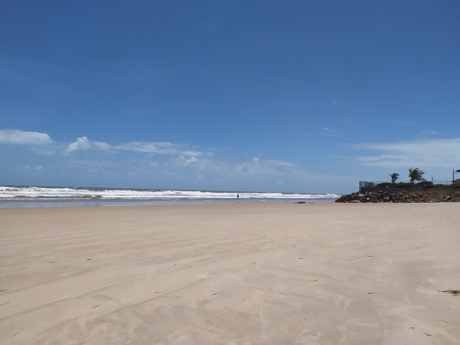 Foto af Praia Da Caueira og bosættelsen