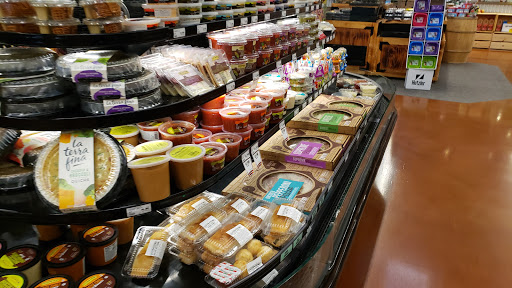 Grocery Store «Fresh Thyme Farmers Market- Downers Grove», reviews and photos, 325 Ogden Ave, Downers Grove, IL 60515, USA