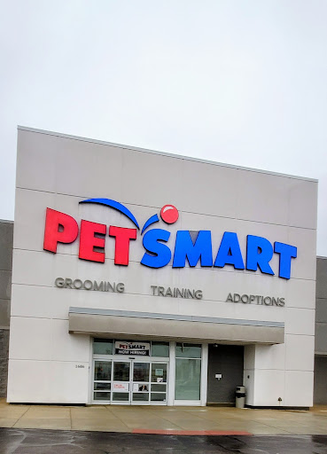 Pet Store «PetSmart», reviews and photos, 1606 E Empire St, Bloomington, IL 61701, USA