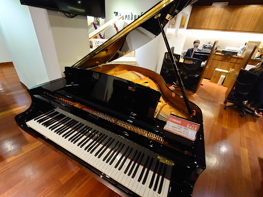 Piano stores Hong Kong