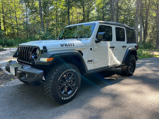 Chrysler Dealer «Herb Chambers Chrysler Dodge Jeep Ram of Millbury», reviews and photos, 2 Latti Farm Rd, Millbury, MA 01527, USA