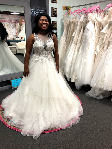 Bridal Shop «The Barefoot Bride», reviews and photos, 4726 Poplar Ave #4, Memphis, TN 38117, USA