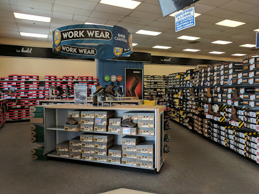 Shoe Store «Shoe Carnival», reviews and photos, 3408 S Glenstone Ave, Springfield, MO 65804, USA