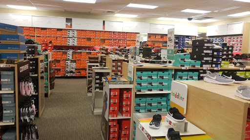 Shoe Store «Famous Footwear», reviews and photos, 10620 Melody Dr, Northglenn, CO 80234, USA