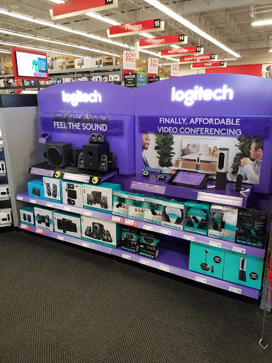 Office Supply Store «Staples», reviews and photos, 752 Upper Glen St, Queensbury, NY 12804, USA