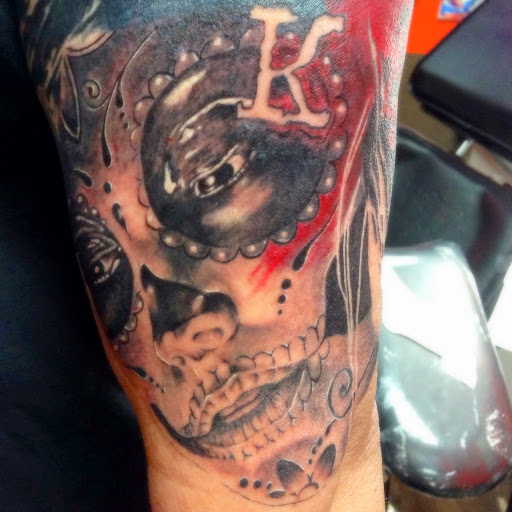 Tattoo Shop «Studio Tattoo», reviews and photos, 1439 N Boulder Hwy, Henderson, NV 89011, USA