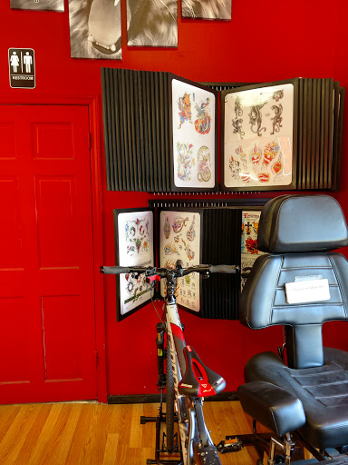 Tattoo Shop «Tattoo America», reviews and photos, 99 W Pearl St, Nashua, NH 03060, USA