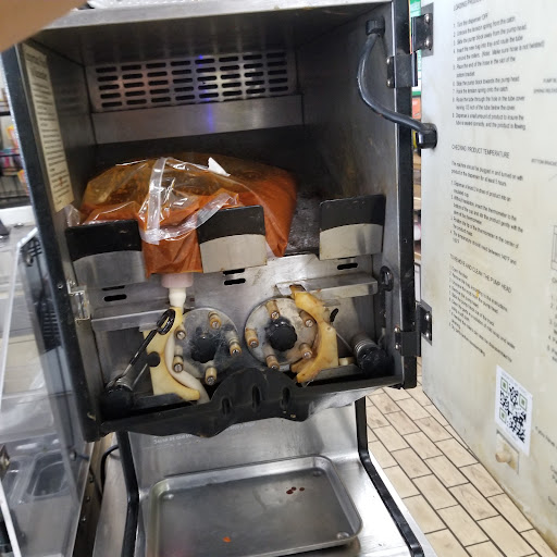 Convenience Store «7-Eleven», reviews and photos, 7907 Rolling Rd, Springfield, VA 22153, USA