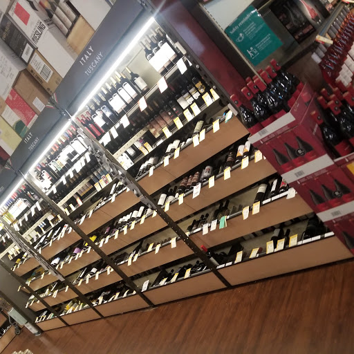 Wine Store «Total Wine & More», reviews and photos, 1416 N Litchfield Rd, Goodyear, AZ 85395, USA