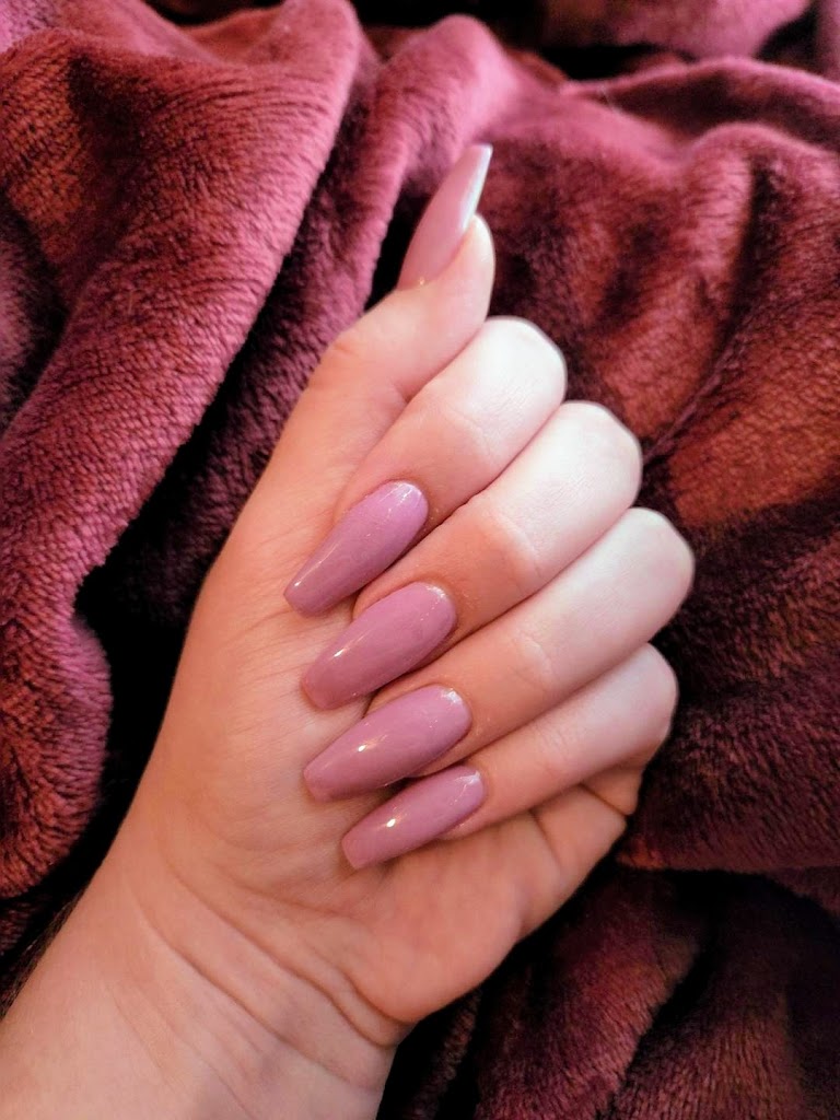 Alli Nails Bar 19087