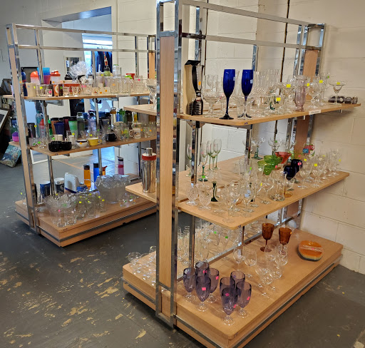 Thrift Store «St. Vincent de Paul Thrift Store», reviews and photos, 4009 S 56th St, Tacoma, WA 98409, USA