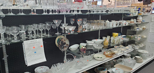 Thrift Store «Auburn Valley Humane Society Thrift Store», reviews and photos, 1123 E Main St, Auburn, WA 98002, USA