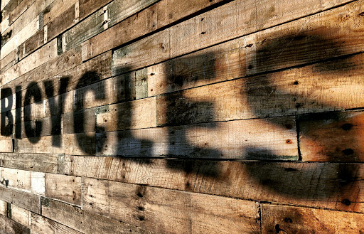 Bicycle Repair Shop «Riverside Bicycle Shop», reviews and photos, 101 N Riverside Dr, Clarksville, TN 37040, USA