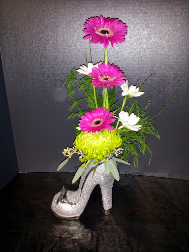 Florist «TILTED TULIP FLORIST», reviews and photos, 68 W Chicago St, Coldwater, MI 49036, USA