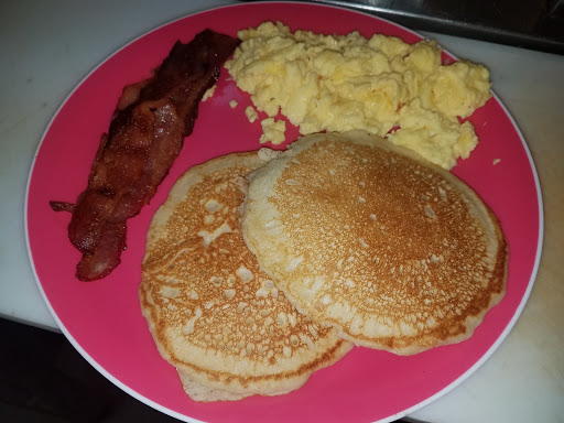 American Restaurant «Two Dads Cafe n Catering», reviews and photos, 301 E Sullivan St, Kingsport, TN 37660, USA