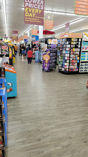 Supermarket «Save Mart Supermarkets», reviews and photos, 4043 W Clinton Ave, Fresno, CA 93722, USA